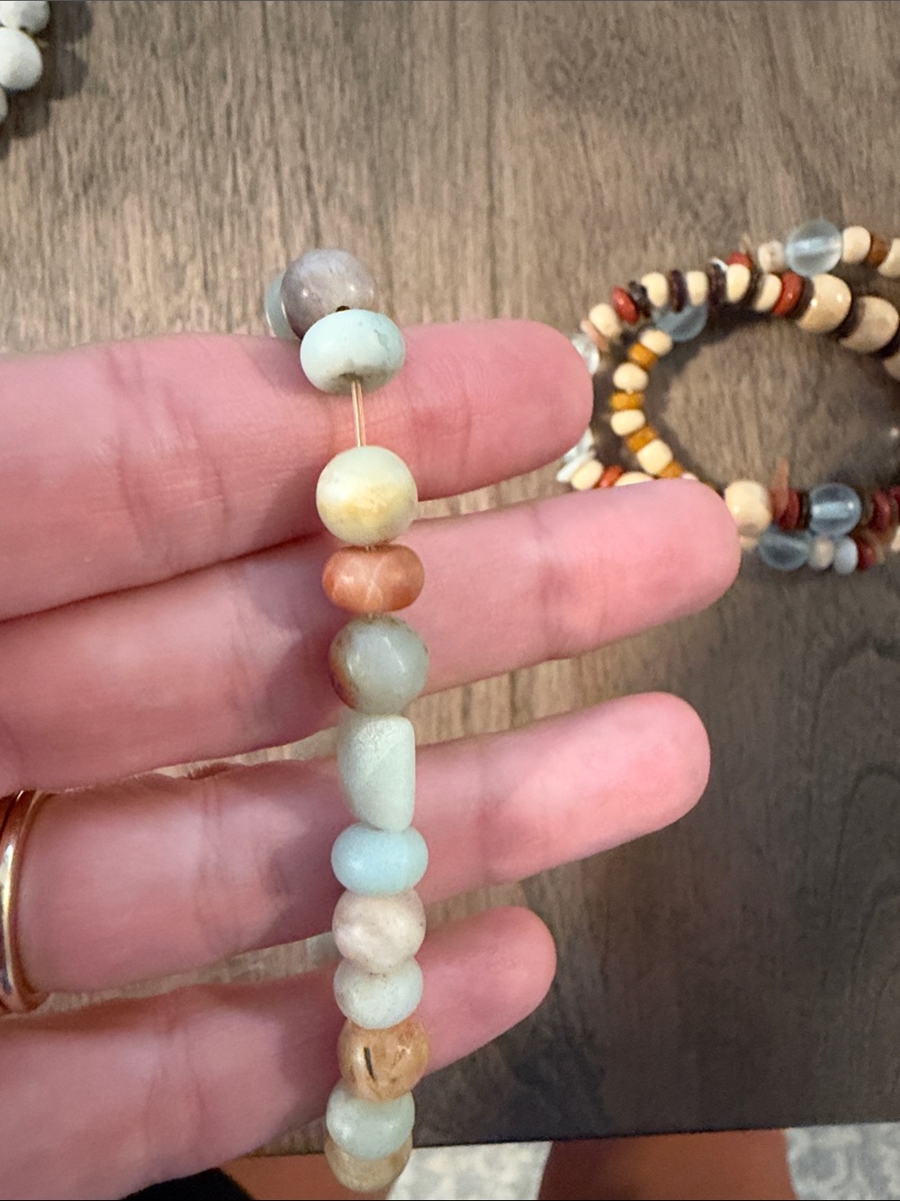 Four bracelets - Picture 5 of 6